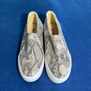 Snake print slip on sneakers new